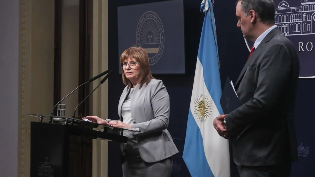 Bullrich respaldó a Milei y el Senado activó el camino para interpelar a Adorni
