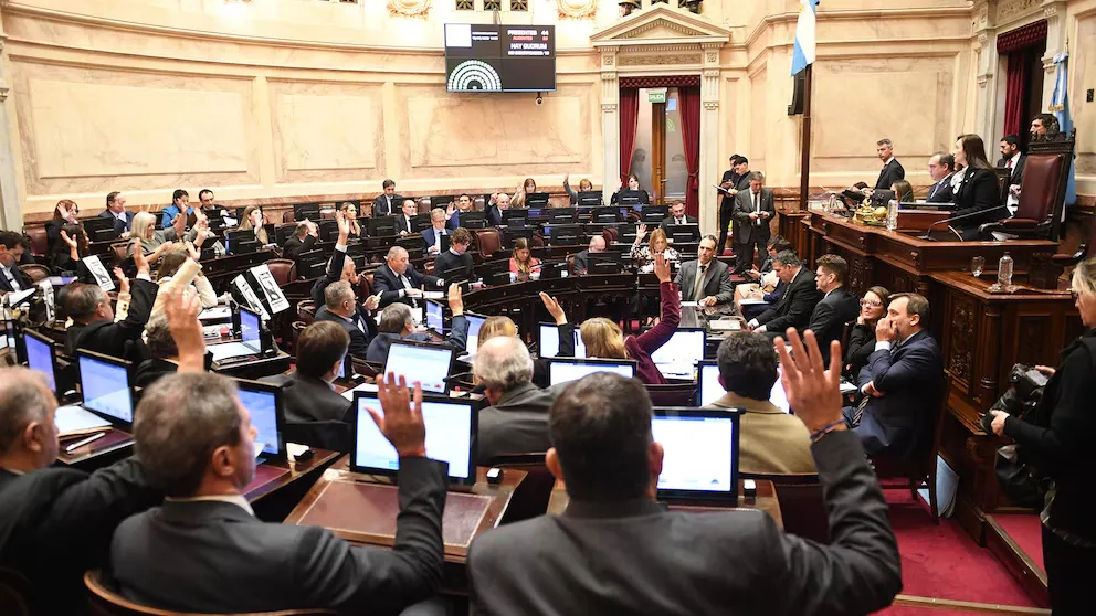 Senado 10-07-25