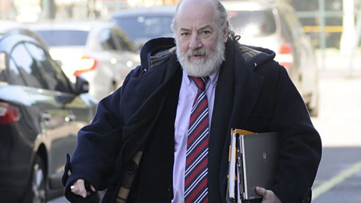 EL JUEZ BONADIO SOBRESEYÓ A POLICÍAS ACUSADOS DE REPRIMIR A MADRES DE PLAZA DE MAYO EN 2001