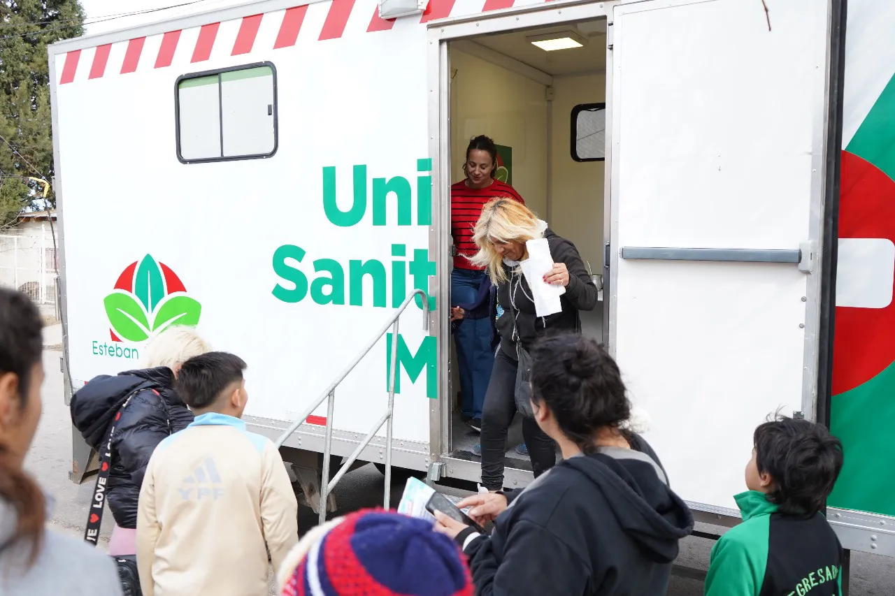 Operativos de vacunación en Esteban Echeverría