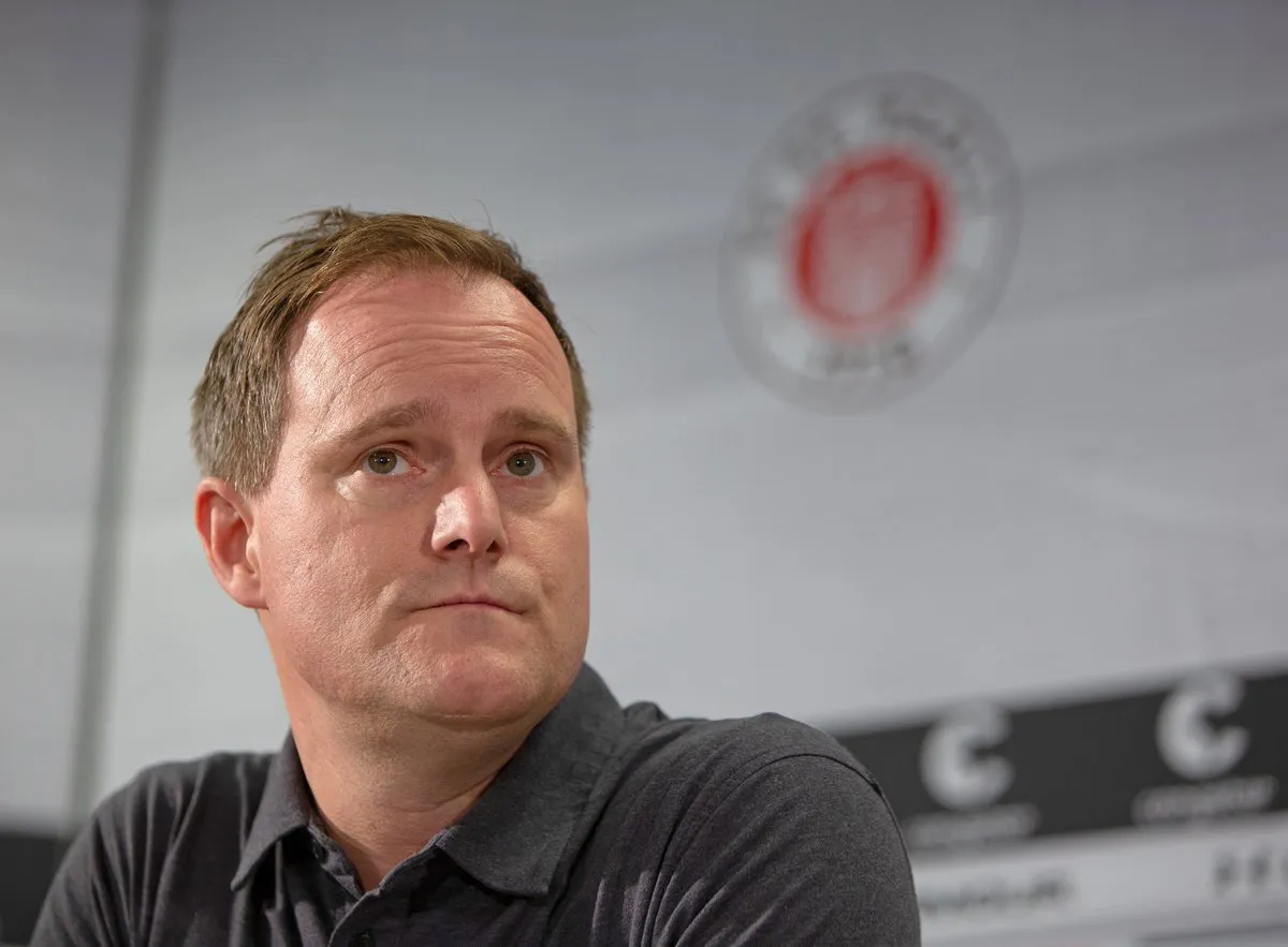 Oke Göttlich, presidente del club St. Pauli y vicepresidente de la federación alemana