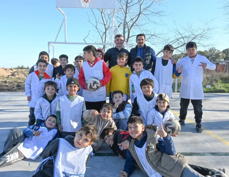 Mar Chiquita inauguró nuevos espacios educativos en Vivoratá 3