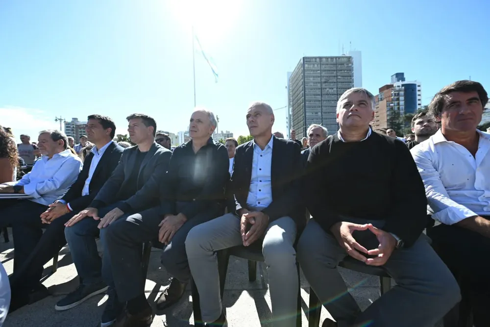 Homenaje a Alfonsín