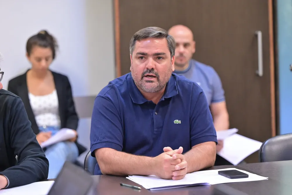 La UCR bonaerense frenó la interna y consagró a Emiliano Balbín al frente del partido