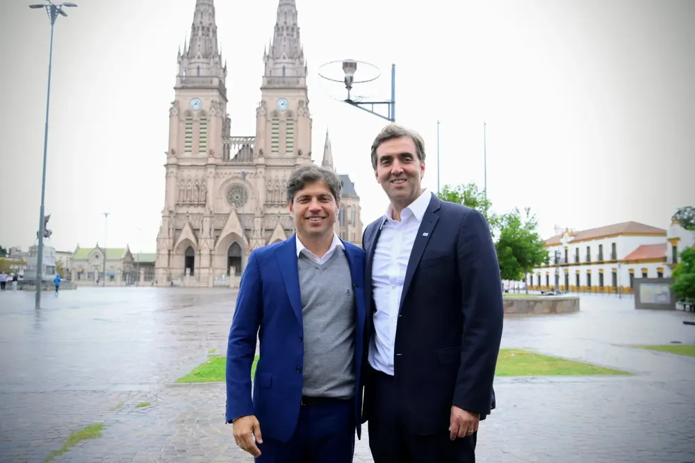 Kicillof y Boto recorrieron las obras del Río Luján3