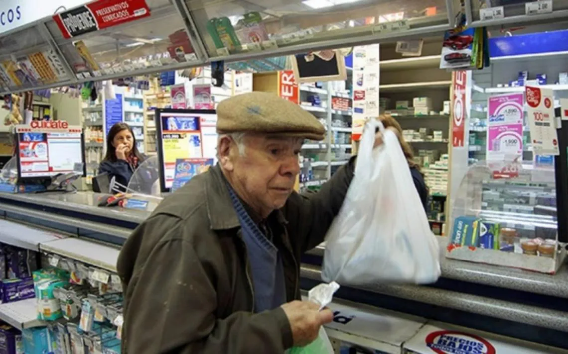 Se define si siguen los medicamentos gratuitos por PAMI.