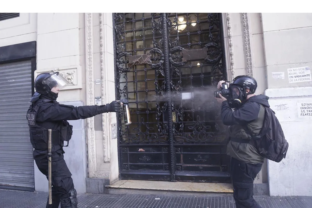 Represión periodistas