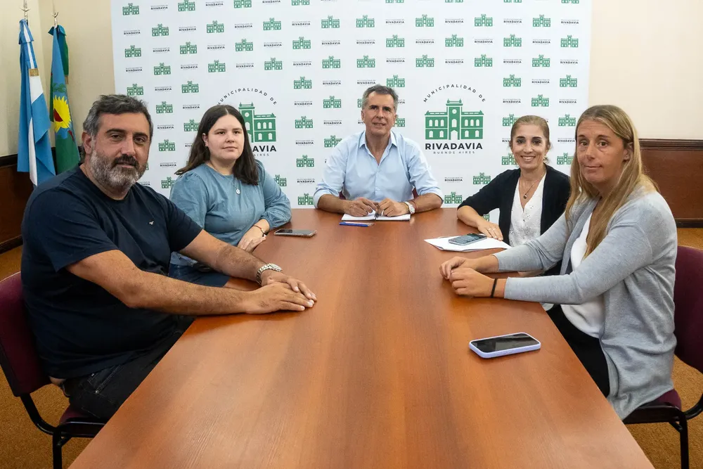 Rivadavia ayuda escolar