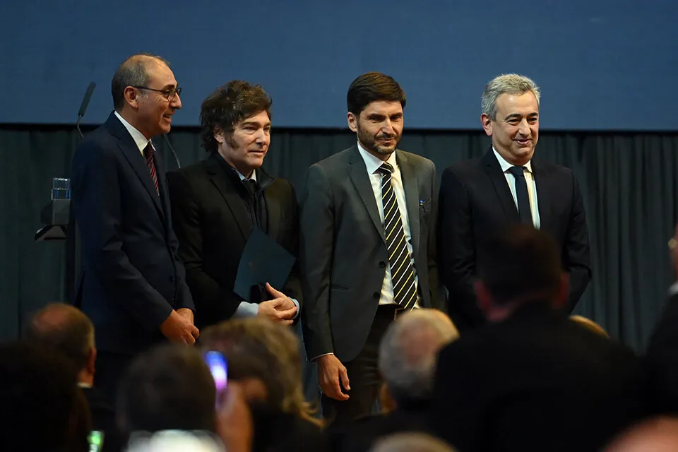 Milei y Pullaro en la Bolsa de Comercio de Rosario