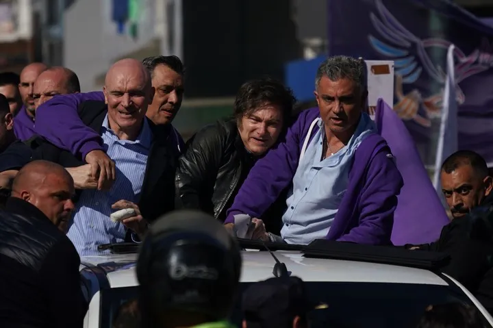 Caravana de Milei Lomas