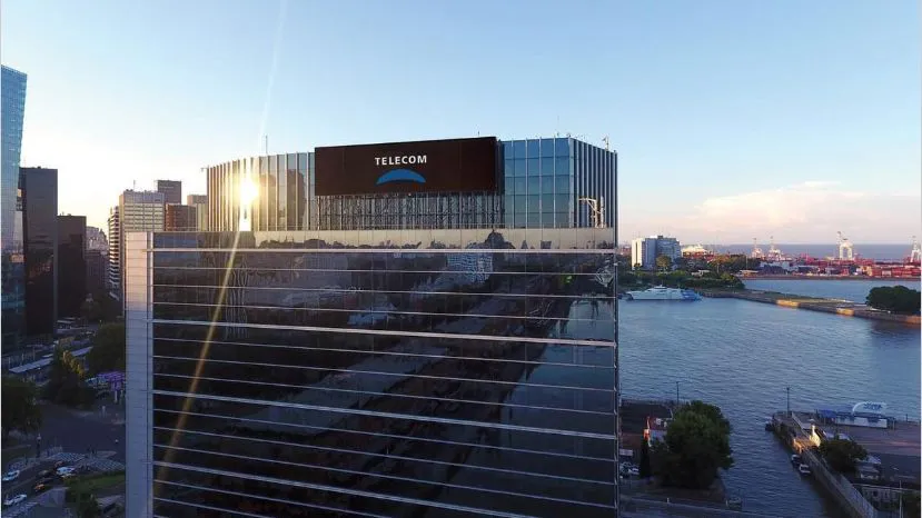 TELECOM BUSCA LA CONECTIVIDAD DE ULTRA BANDA ANCHA