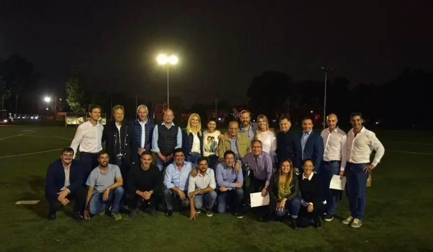 De Pedro llamo a redefinir el federalismo en un encuentro con intendentes en La Rural