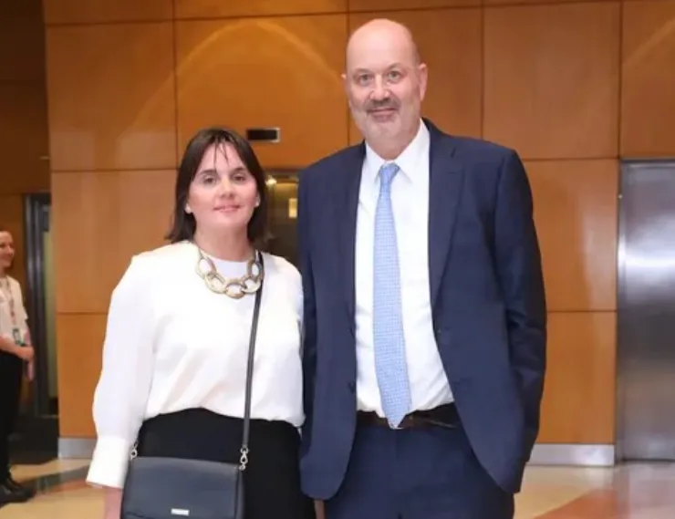 Sturzegate piden transparencia por millonaria adjudicación