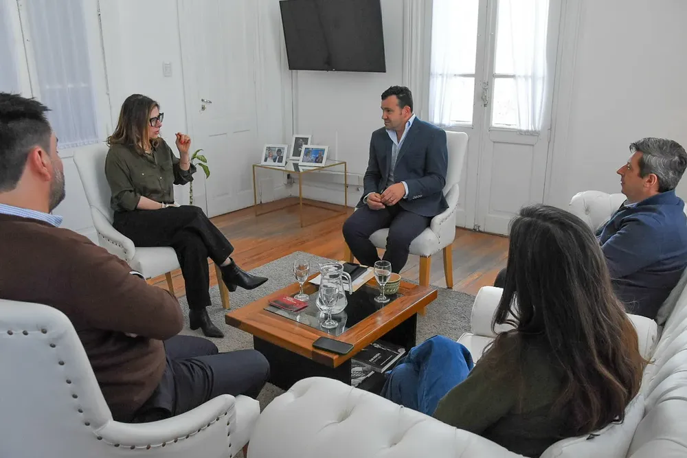 Nobre Ferreira realizó gestiones en La Plata 2