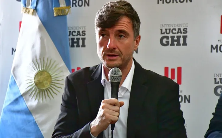 Lucas Ghi, intendente de Morón