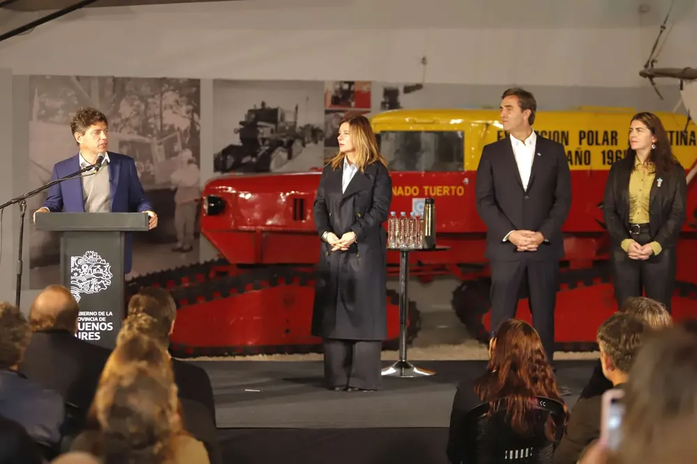 Kicillof y Boto recorrieron las obras del Río Luján7