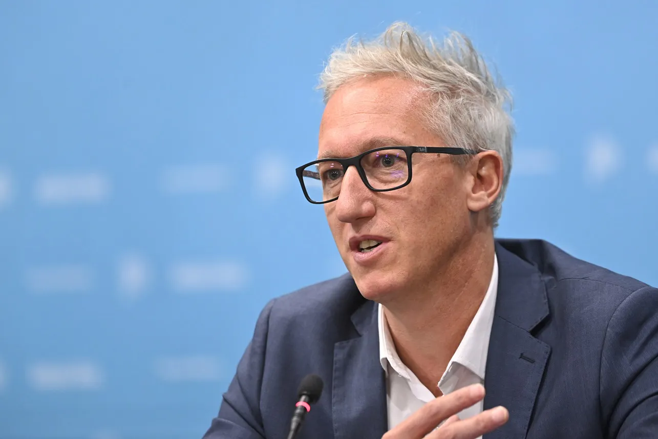 Alejandro Formento, Director del Banco Provincia