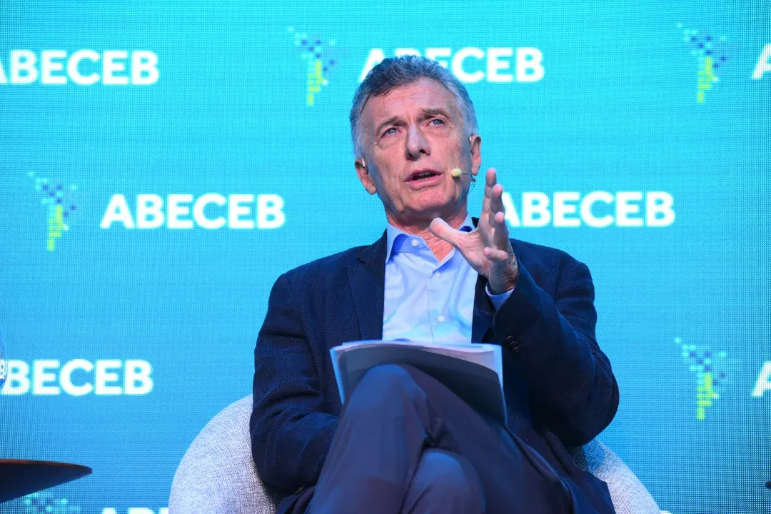 M Macri
