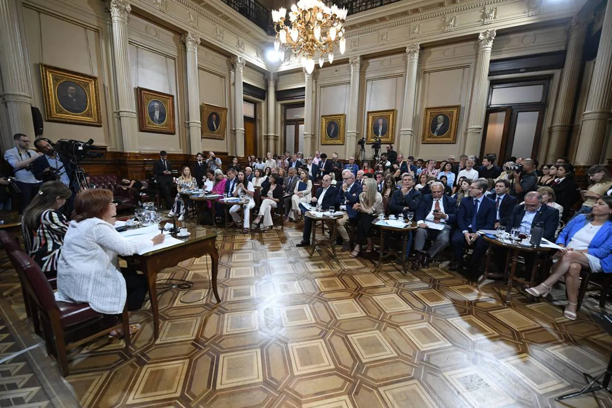 Comisión de Asuntos Constitucionales - Senado de la Nación