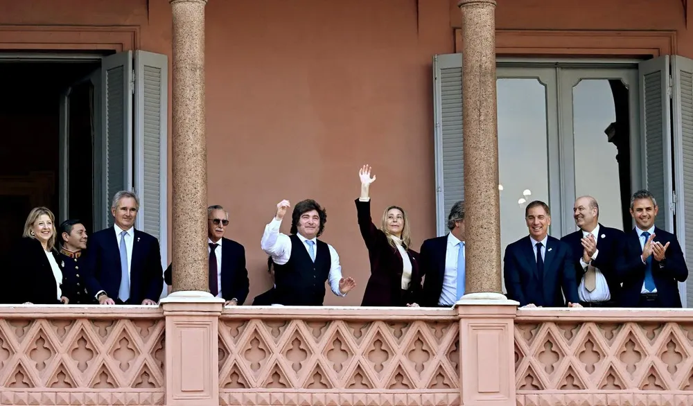 Encuesta nacional: el desgaste del Gobierno y un escenario electoral abierto hacia 2027