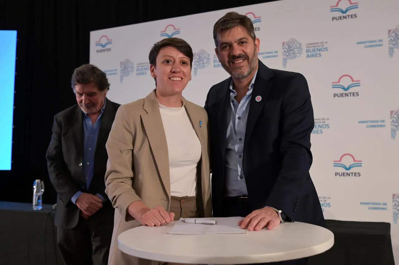 Gómez junto a Carlos Bianco.