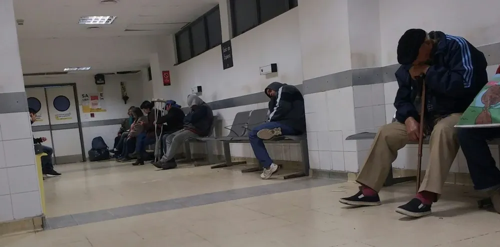 Médicos advierten por el colapso sanitario en la Provincia.