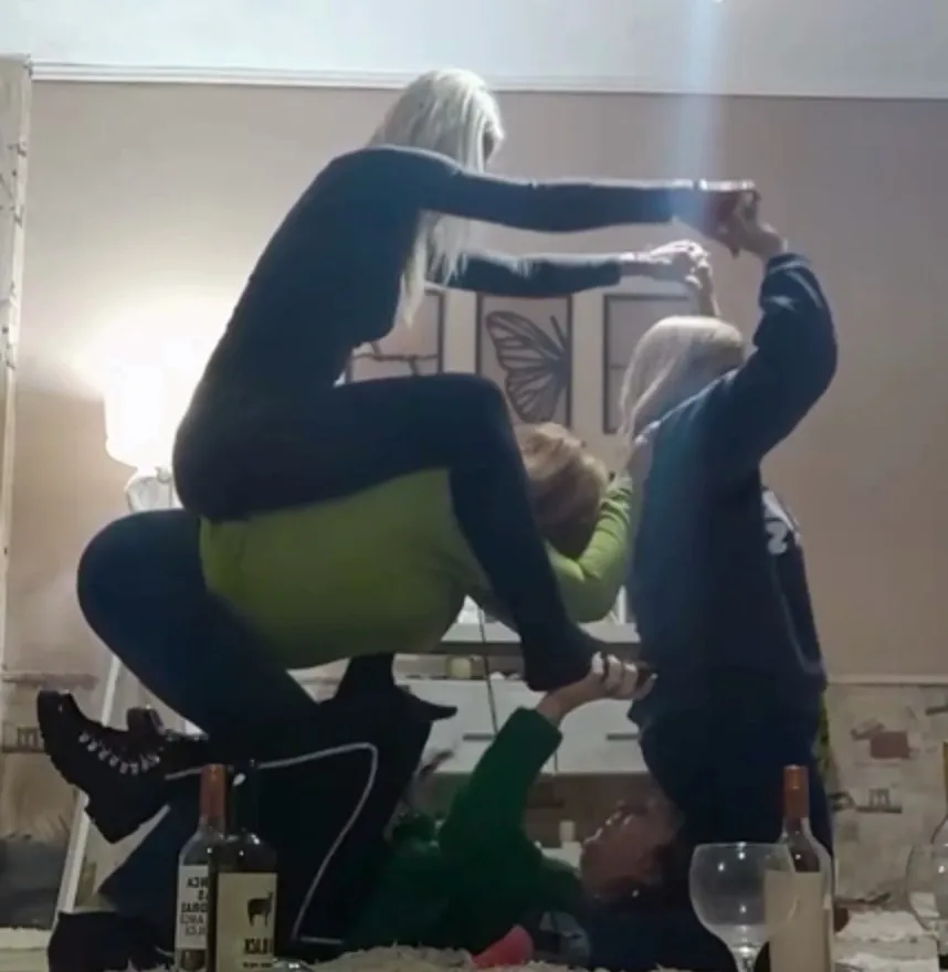 El video de una bicicleta humana que arrasa en redes sociales