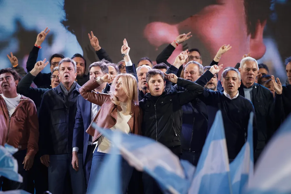 Axel Kicillof y Verónica Magario - Fuerza Patria, búnker en La Plata