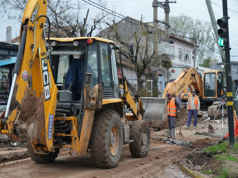 Avanza la fase final del proyecto hídrico sobre la calle Melber