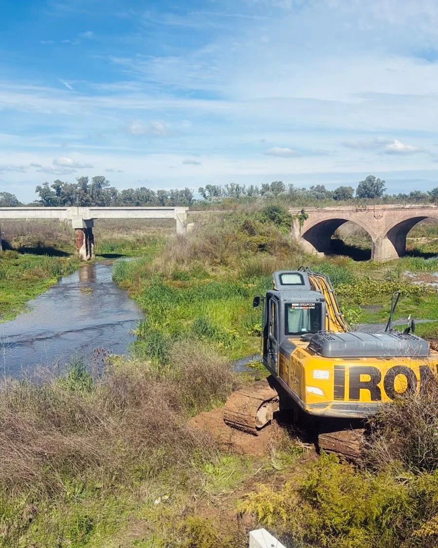 Siguen las obras en Exaltación de la Cruz.
