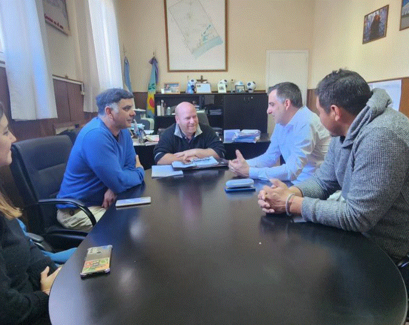 Wischnivetzky junto a Ruíz 2