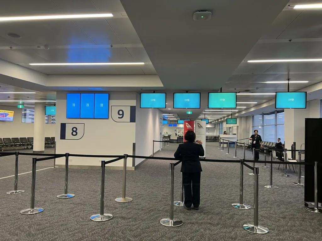 'Pantalla azul de la muerte': Un enorme apagón informático afecta a bancos, aeropuertos y más