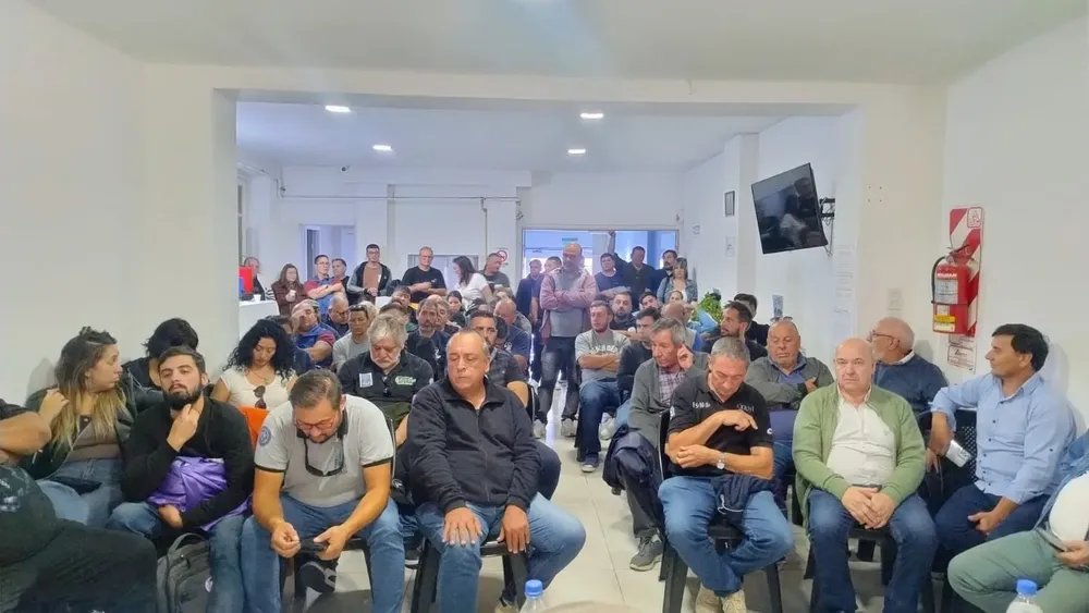 Municipales exigen el Consejo de Empleo y acusan a intendentes (FESIMUBO)