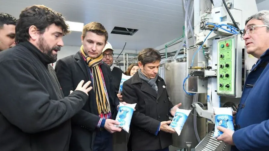 El intendente Ferraris acompañó al gobernador en su visita al distrito