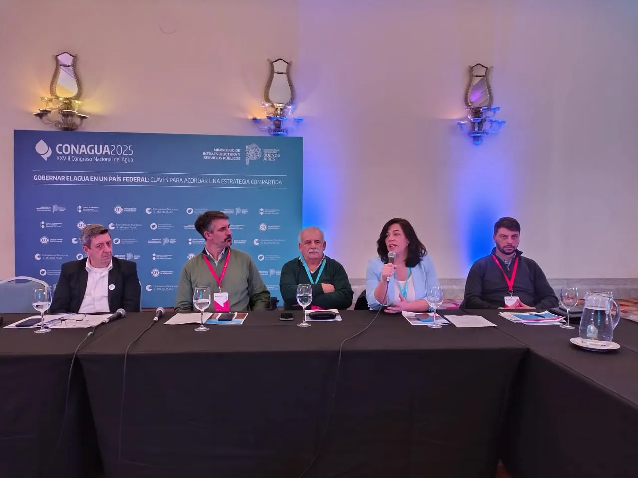 El intendente Ricardo Marino y la secretaria de Planeamiento, Obras y Servicios, Pamela Baffoni