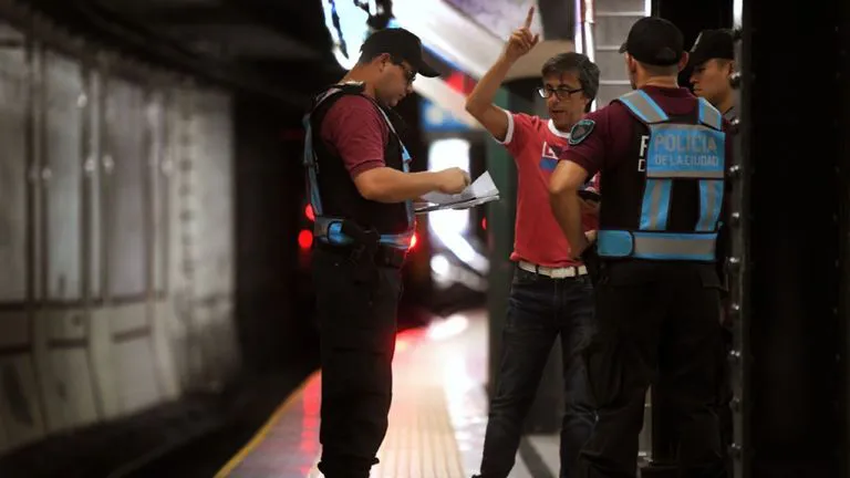 Se iniciaron más de 4700 causas por violar el aislamiento en el interior bonaerense