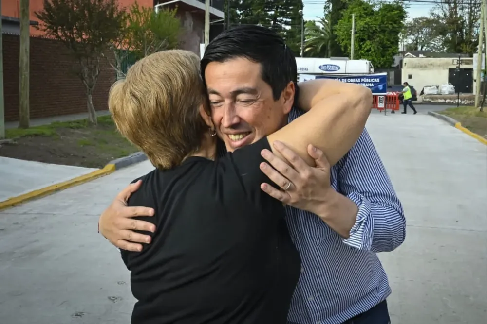 Nardini habilitó nuevos pavimentos en distintos puntos de Malvinas