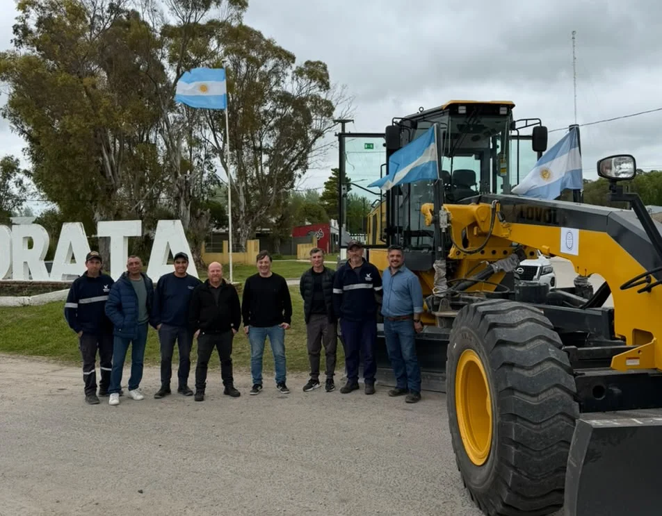 Vivoratá adquiere una nueva motoniveladora para fortalecer los servicios públicos