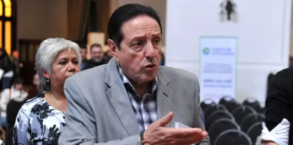 Kicillof lamento el fallecimiento de Carlos Quintana, dirigente bonaerense de UPCN