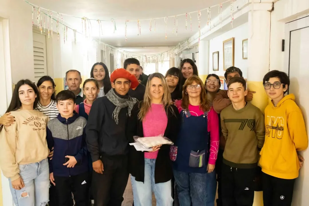 María Serra encabezó la inauguración del SUM de Equinoterapia y recorrió La Larga 4