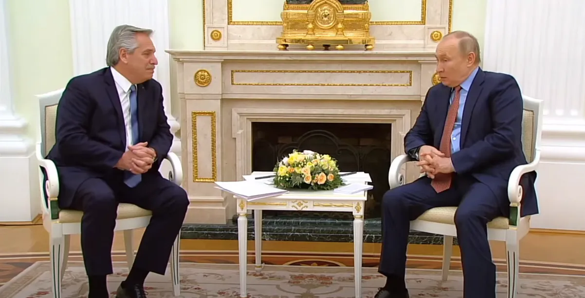 Vladimir Putin: "vamos a sacar a los Nazis de Ucrania"