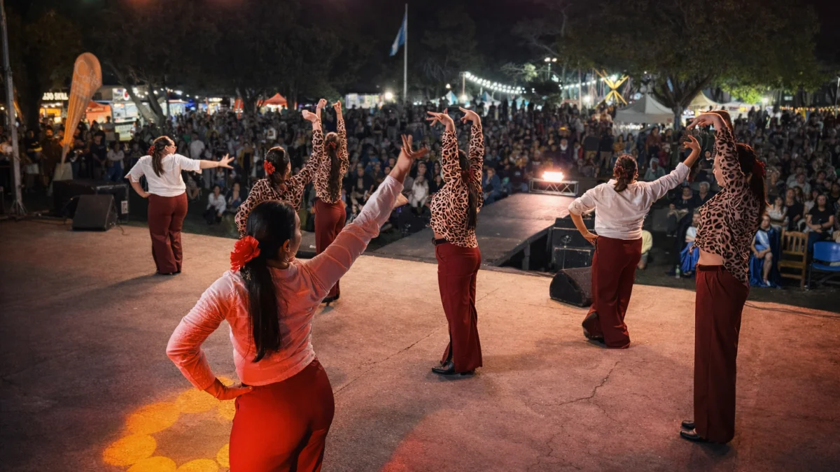 Santa Teresita celebró sus 80 años con una gran fiesta popular