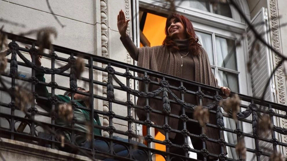 El PRO va por una ley que impida conmutar penas a funcionarios corruptos