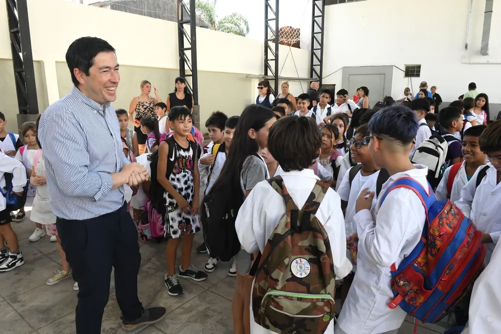 Leo Nardini inauguró el ciclo lectivo 2025 en Villa de Mayo y presentó un nuevo tinglado 2