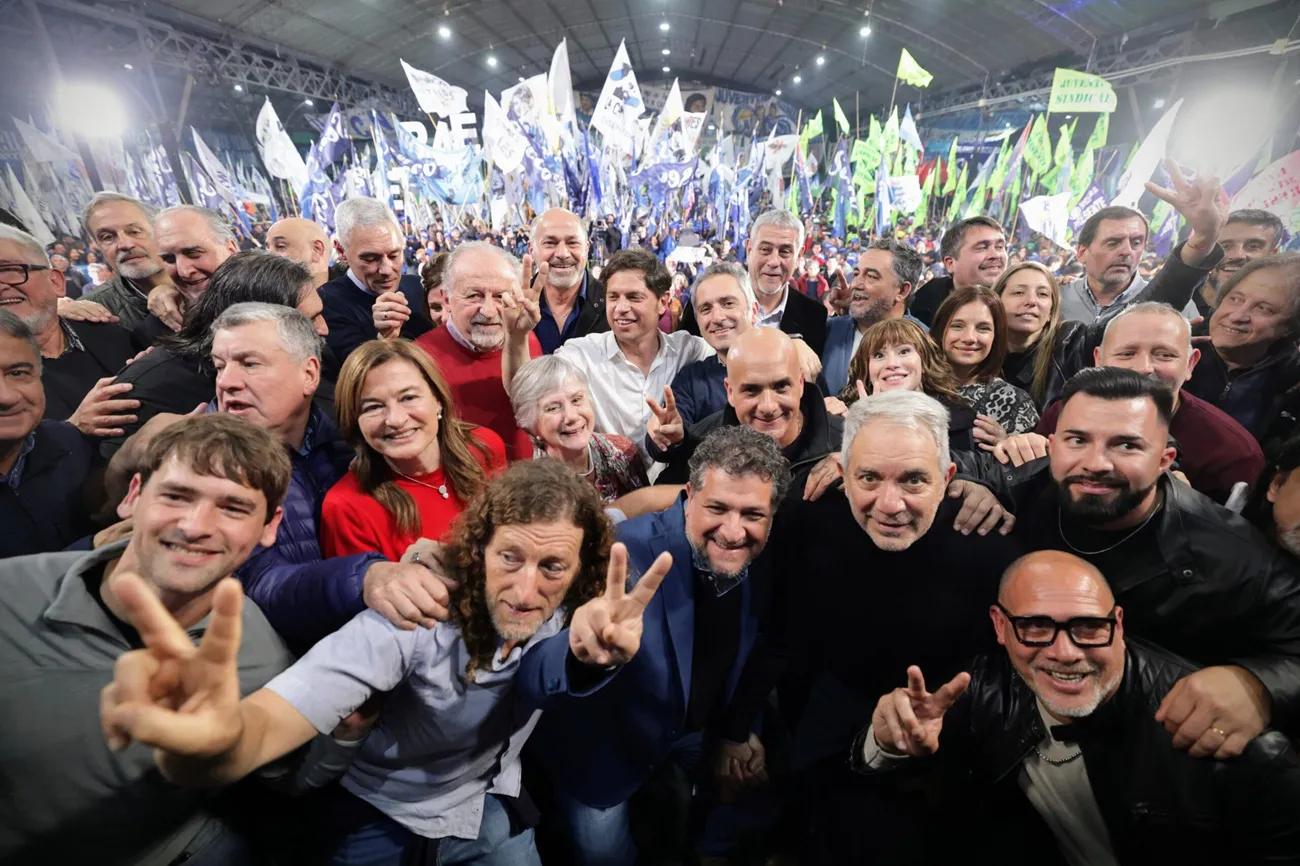 Kicillof y líderes gremiales presentan la lista de Fuerza Patria