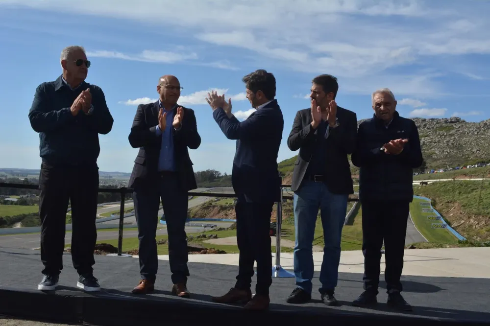 Balcarce reinauguró el Fangio 2