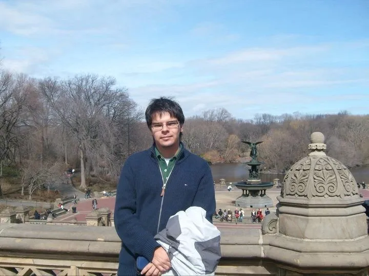 Juez Villena ordeno un allanamiento a la vivienda de un ex secretario de Macri