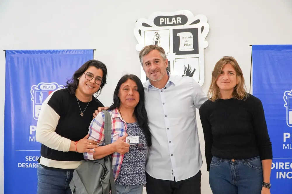 Achával encabezó nueva entrega del Pase Libre de Transporte para personas con discapacidad.