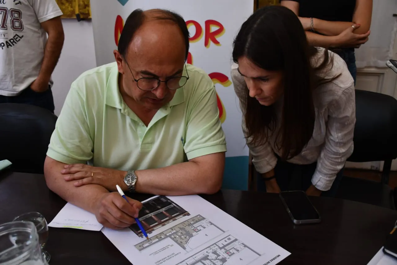 Salomón pone el eje en realizar mejoras integrales en el edificio del Teatro Marconi