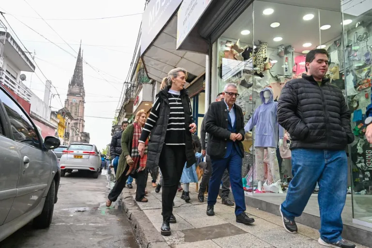 Julio Zamora recorrió Luján junto a los candidatos de Somos Buenos Aires